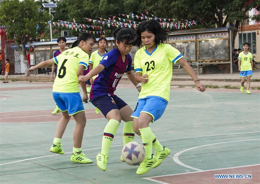 Girl Football Team at Nine-Year School of Hualan Town, S Chi